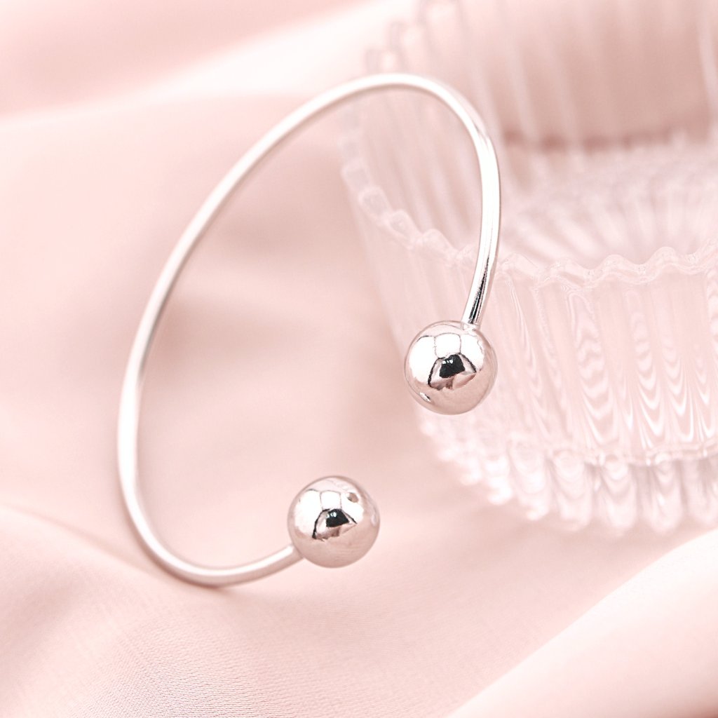 Bratara Argint Tip Bangle cu Elemente Rotunde