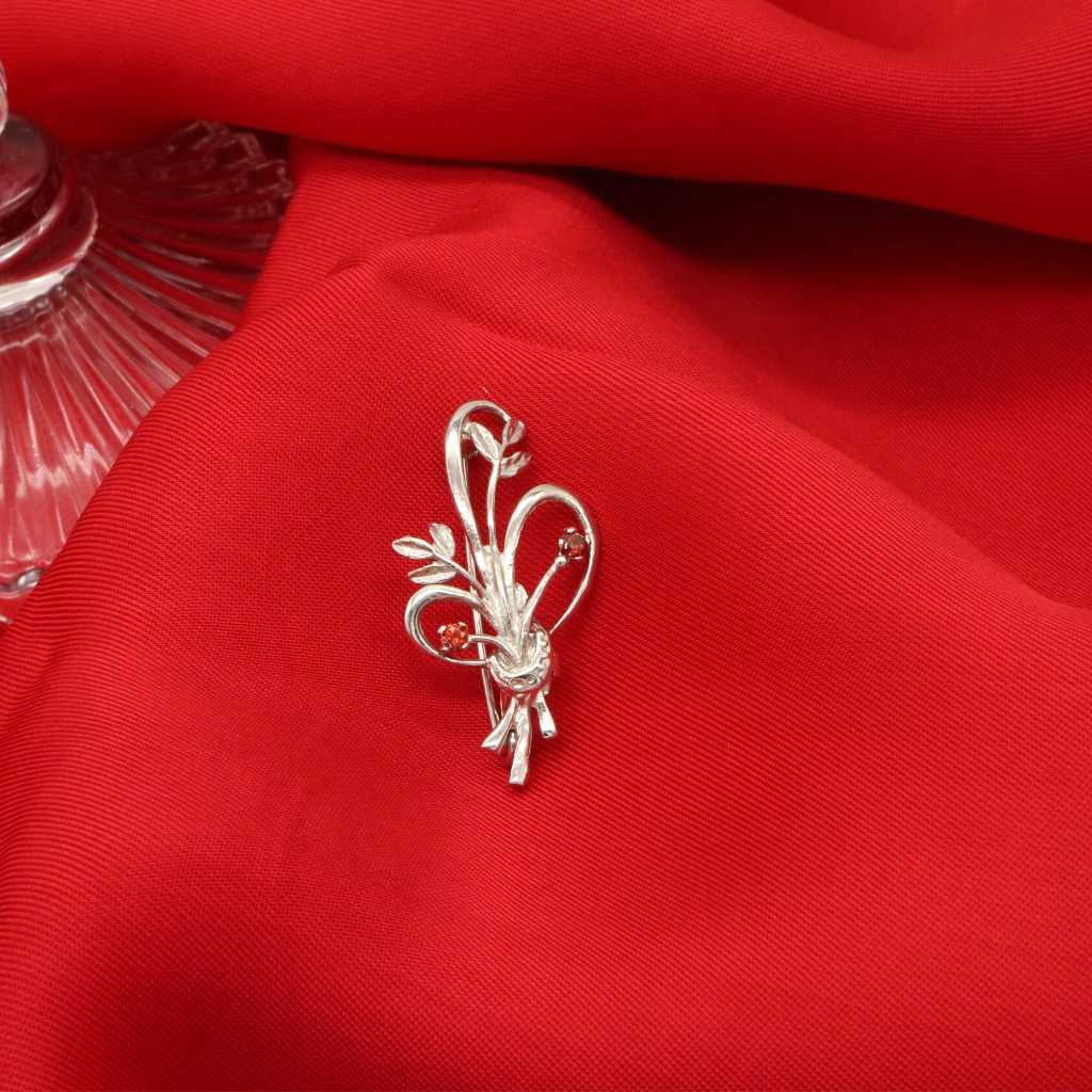 Martisor Brosa Argint Concarda