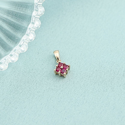 Pandantiv Aur Roz 14k cu Rubin 0.264ct
