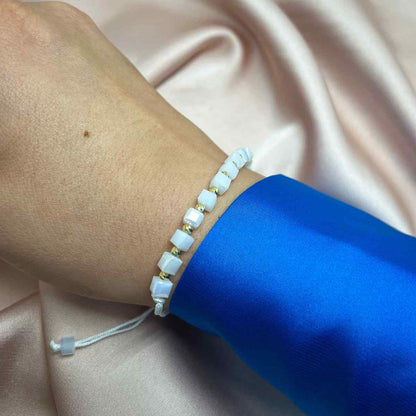 Bratara Snur cu Bile Aur 14k si Pietre Albe 4mm