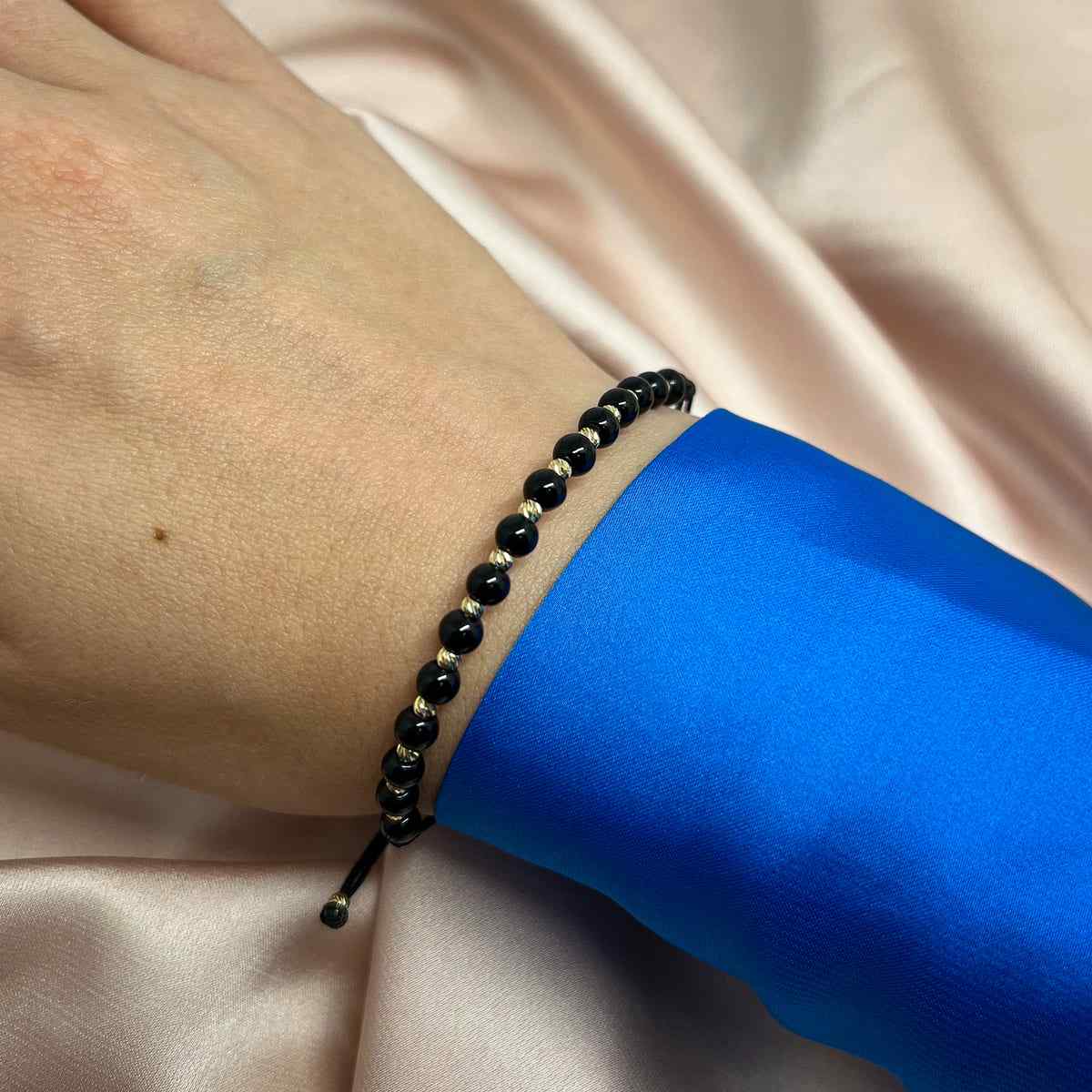 Bratara Snur cu Bile Aur 14k si Onix Negru 5 mm