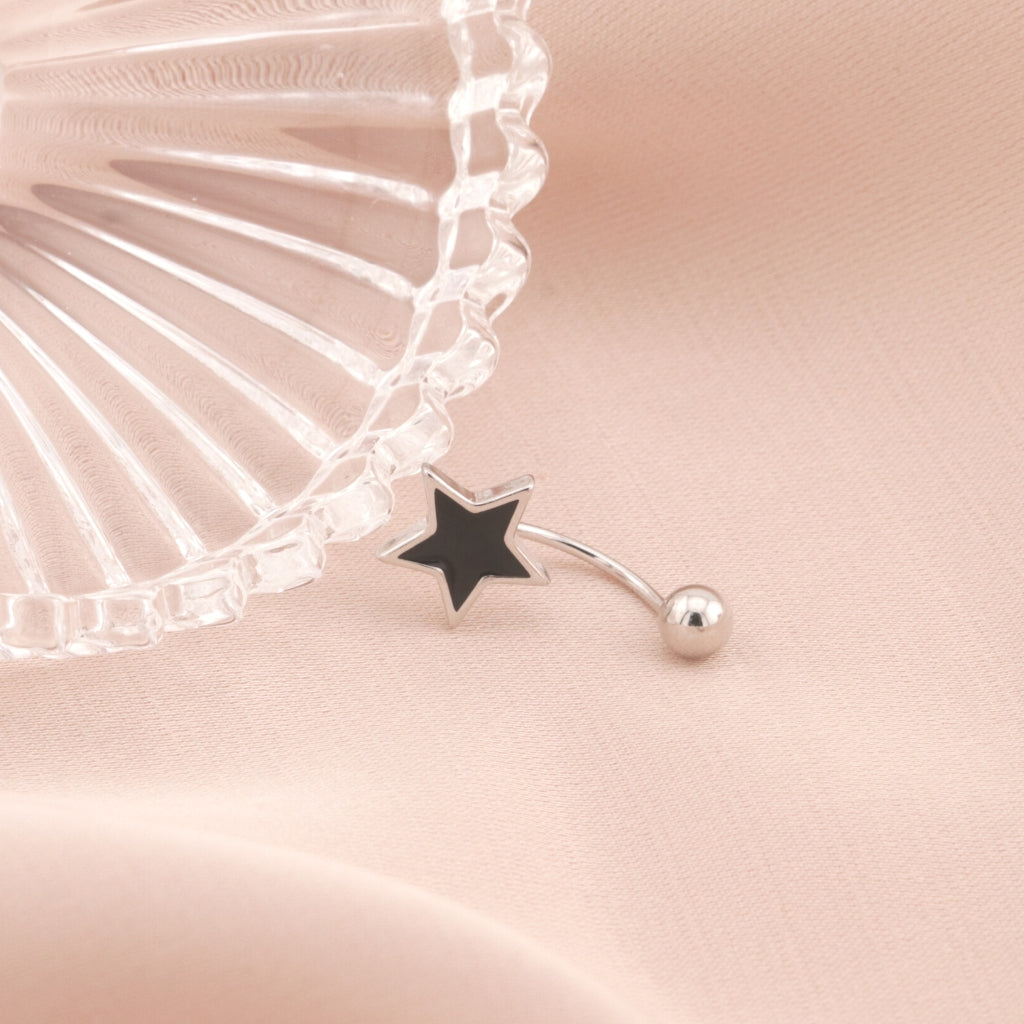Cercel Piercing Argint Stea cu Email Negru